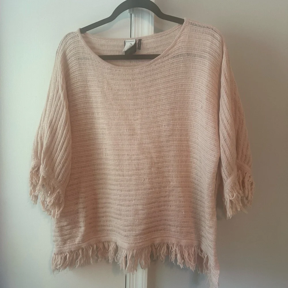 Anthropologie Akemi+Kin Fringe Sweater in Blush Pink 🩷 Size XS - Picture 2 of 9